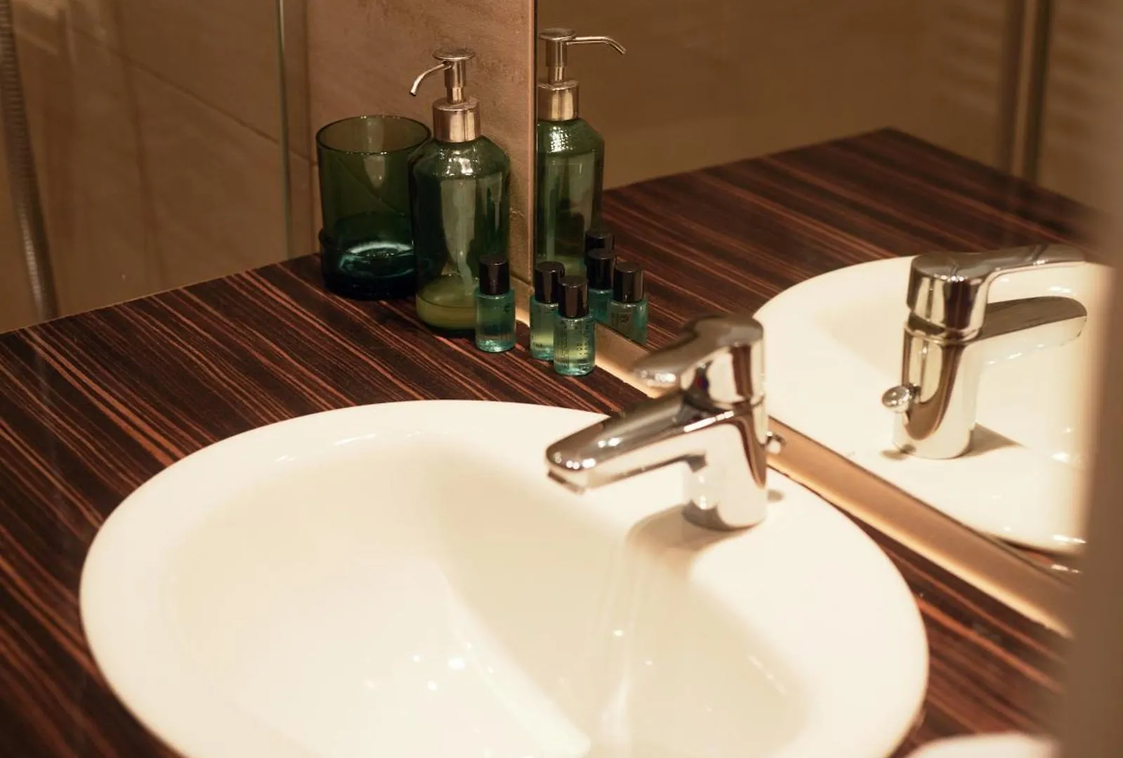 Perfecto Apartments With Designers Touch 24H Check-In Wien 0*,