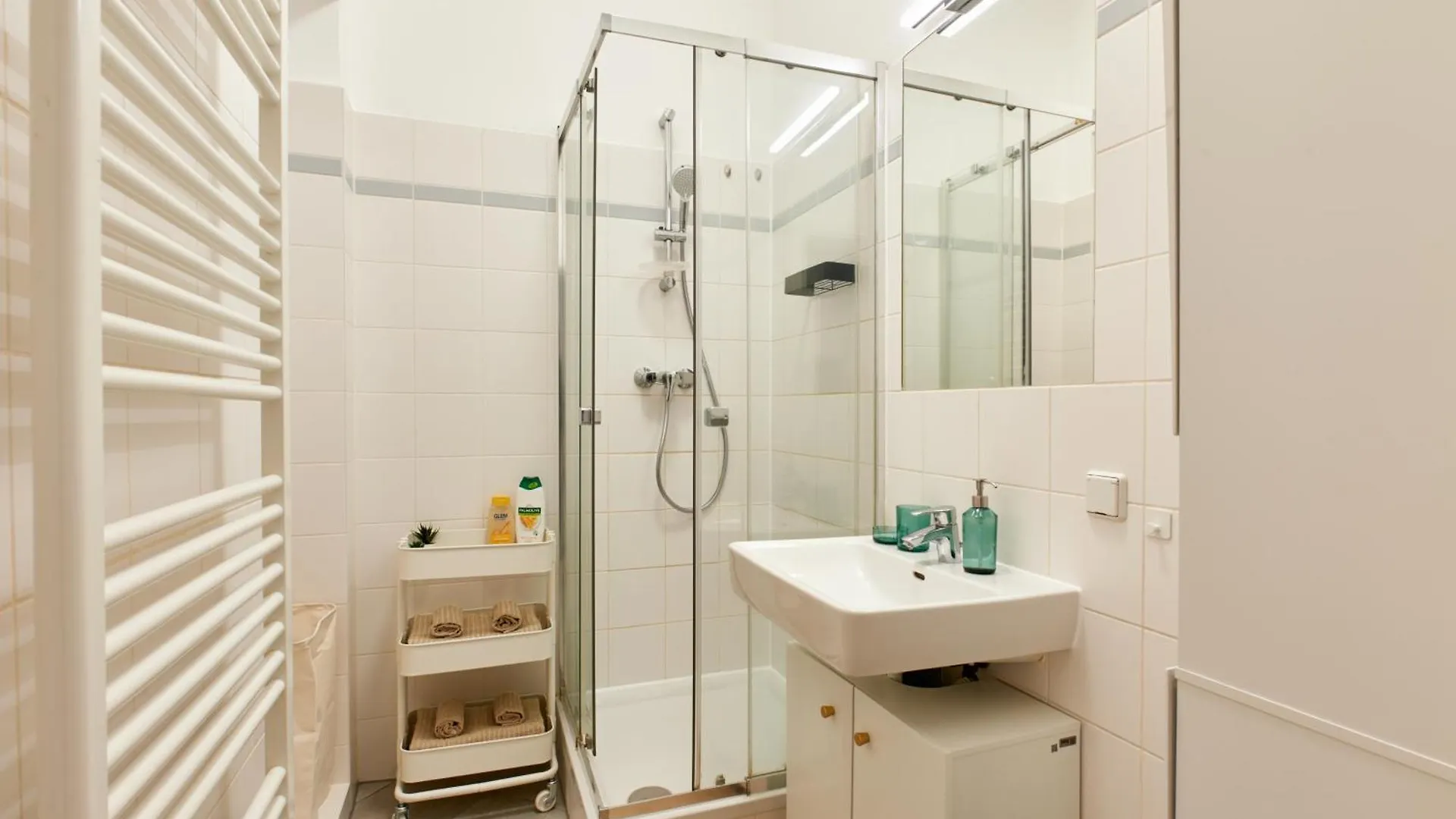 Perfecto Apartments With Designers Touch 24H Check-In Wien